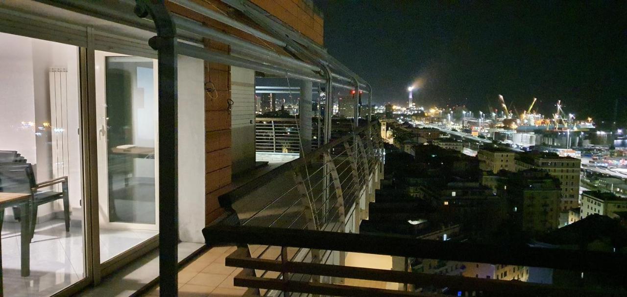 شقة Attico Con Vista Su Genova المظهر الخارجي الصورة
